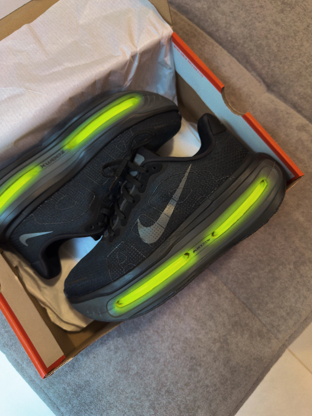 Tênis Nike Vomero Premium 'Black Anthracite'