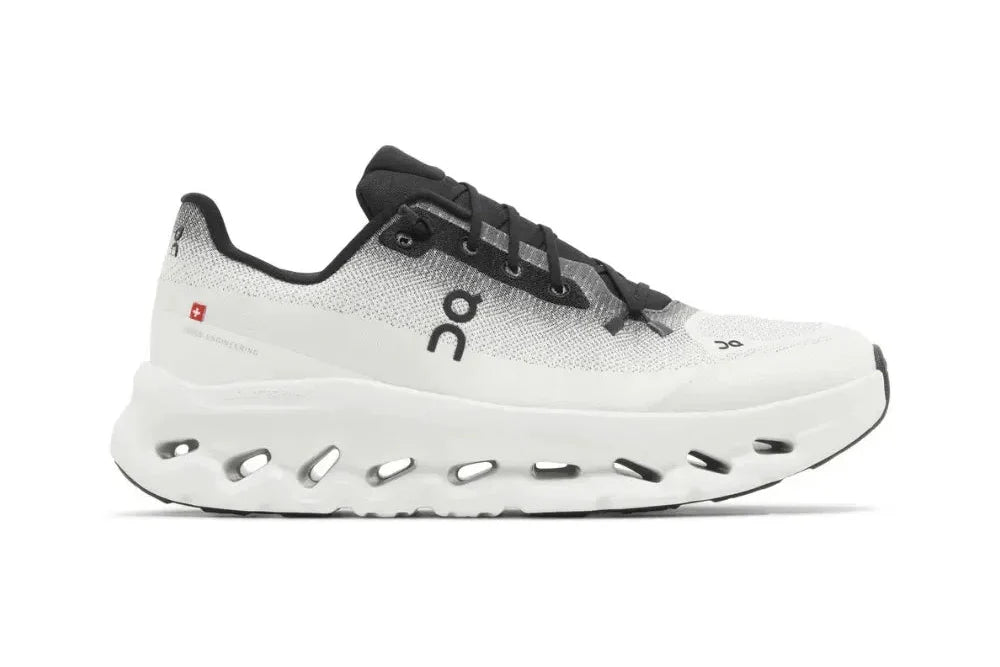 On Running Cloudtilt Black Ivory