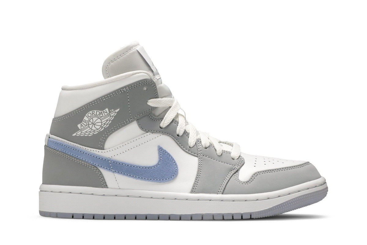 Tênis Air Jordan 1 Mid Wolf Grey Cinza