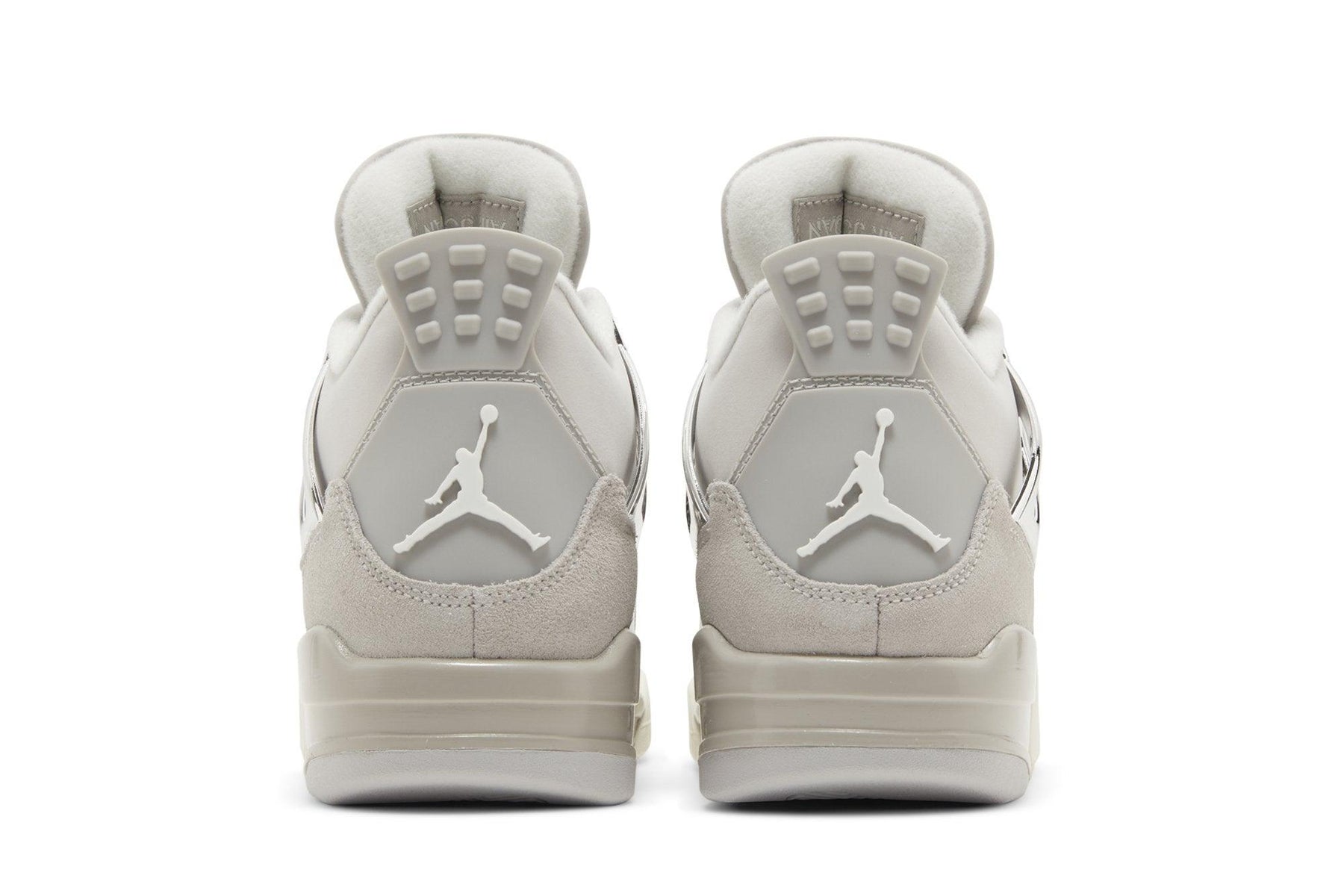 Tênis Nike Air Jordan 4 Frozen Moments Cinza