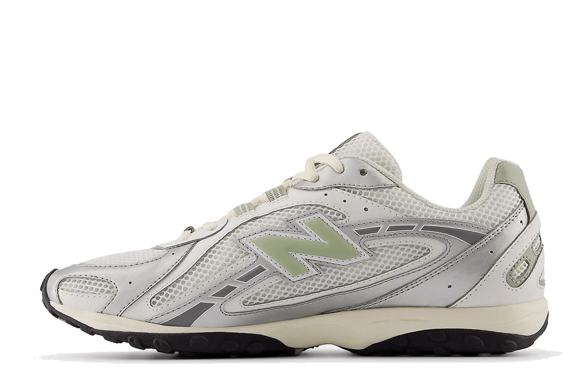 New Balance 204L Silver Metallic Sage Green Prateado