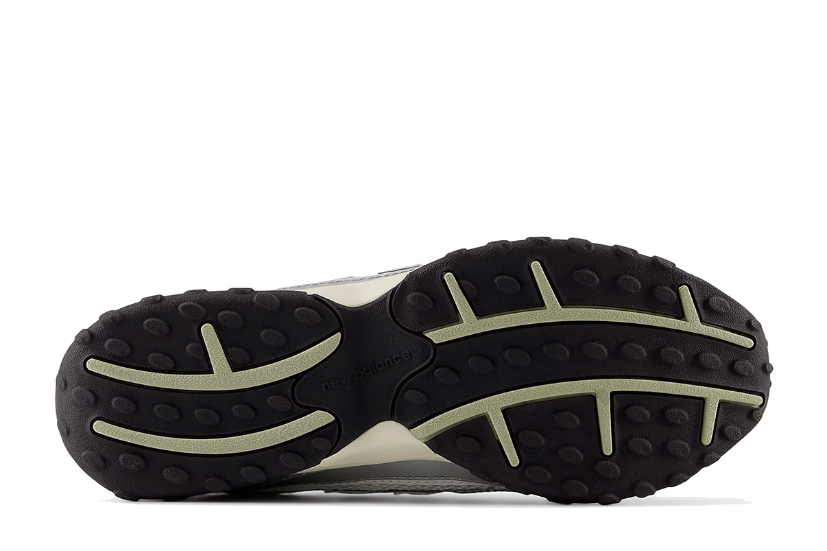 New Balance 204L Silver Metallic Sage Green Prateado