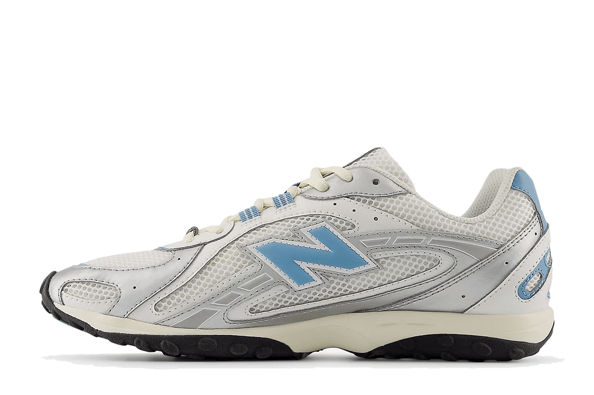New Balance 204L Silver Metallic Sky Prateado
