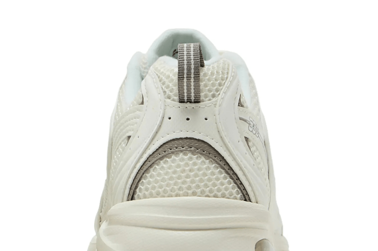 Tênis New Balance 530 Arid Stone Cinza