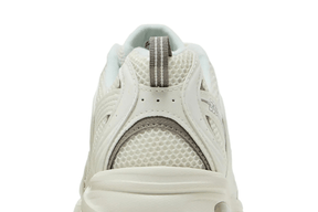 Tênis New Balance 530 Arid Stone Cinza