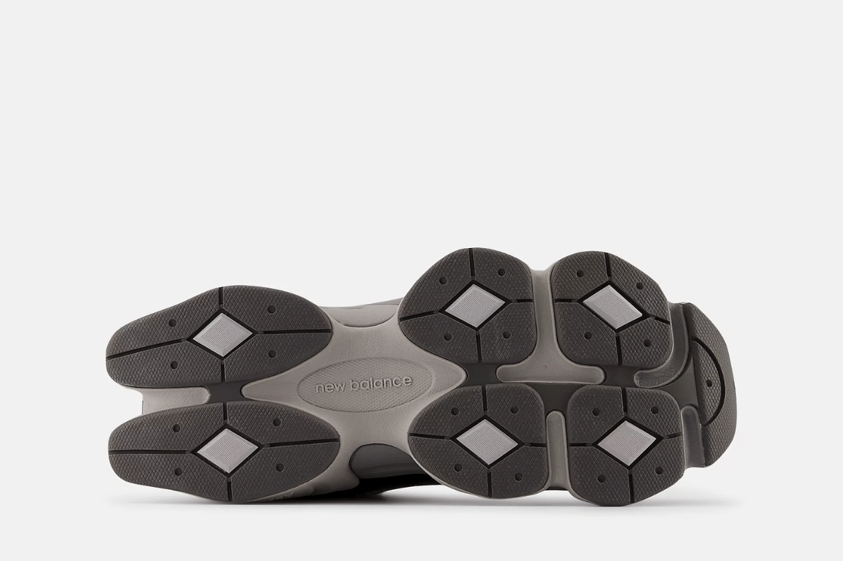 Tênis New Balance 9060 'Black Castlerock'