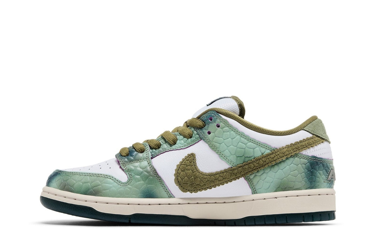 Tênis Nike Dunk SB x Alexis Sablone Chameleon Verde