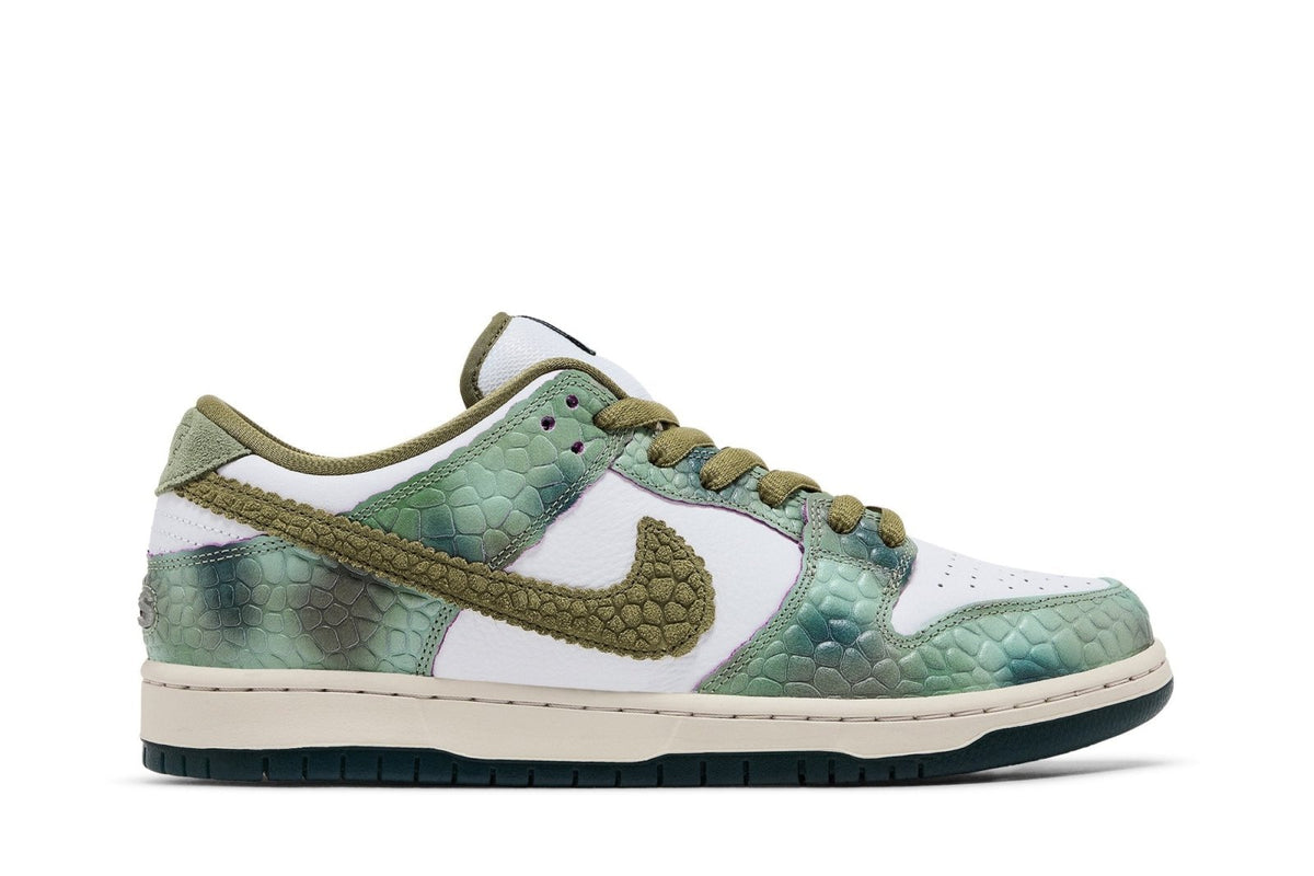 Tênis Nike Dunk SB x Alexis Sablone Chameleon Verde