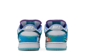 Tênis Nike SB Dunk Low x Futura Skateboard Bleached Aqua Azul
