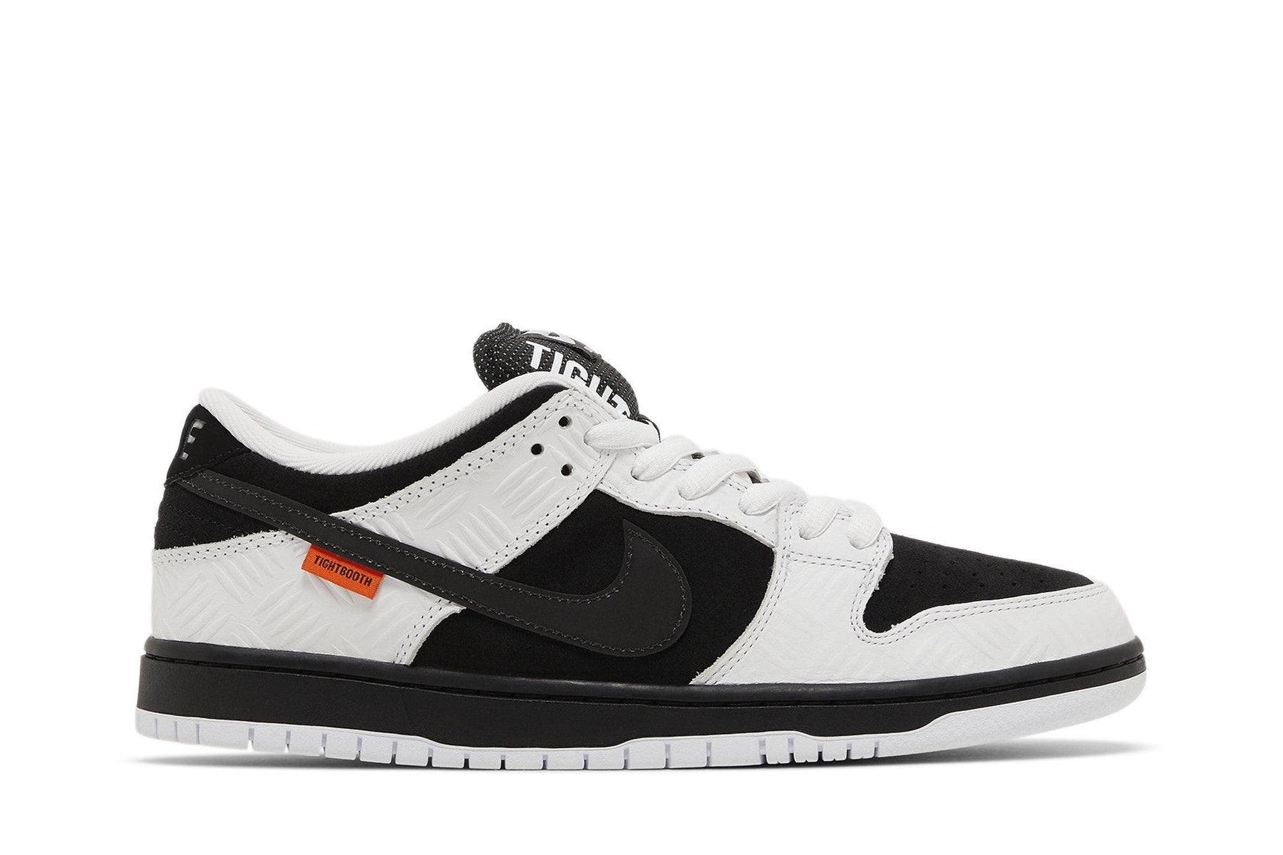 Tênis TIGHTBOOTH x Nike SB Dunk Low Pro Black White Preto