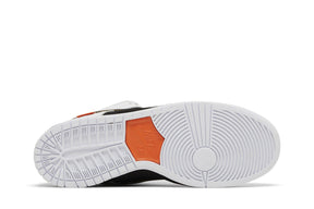 Tênis TIGHTBOOTH x Nike SB Dunk Low Pro Black White Preto